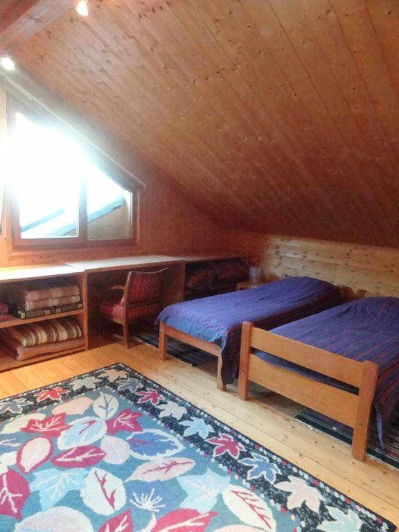 Les Nereides Studios Et Appartements Brides Les Bains Екстериор снимка